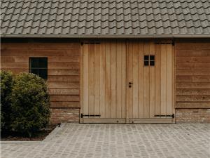 Houten bijgebouwen